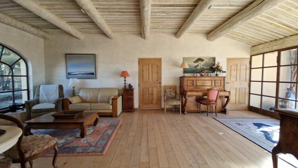 Grambois (84240) Domaine d’exception en Provence de 3 hectares / 515 m² habitables / Luberon, Grambois