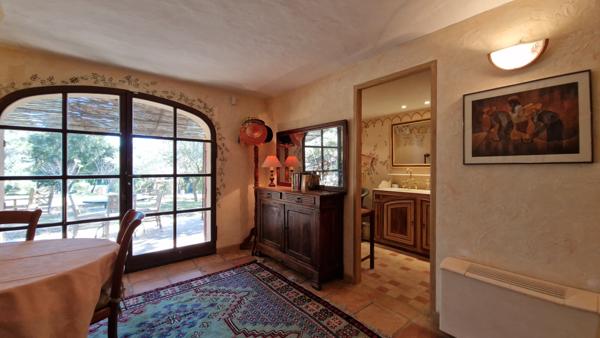 Grambois (84240) Domaine d’exception en Provence de 3 hectares / 515 m² habitables / Luberon, Grambois