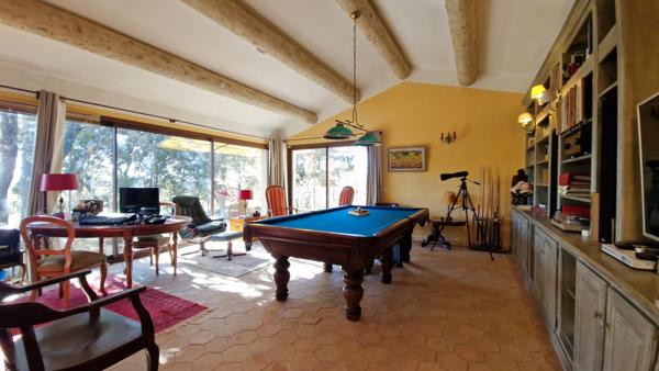 Grambois (84240) Domaine d’exception en Provence de 3 hectares / 515 m² habitables / Luberon, Grambois