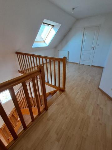 Maison à MONCE-EN-BELIN, 72230 - 5 pièces 120m²