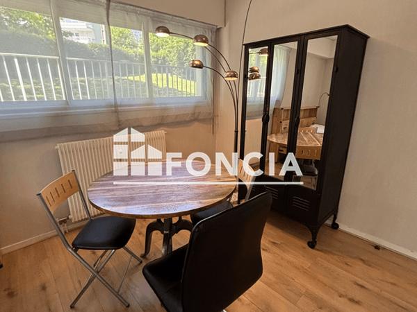 Location Studio meublé 20.99 m² - 18B Rue de Fontaine Écu Besançon 25000