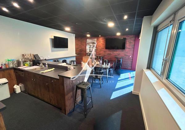 CAEN – ENSEMBLE IMMOBILIER PROFESSIONNEL DE PLAIN PIEDS – ENV. 600 M²