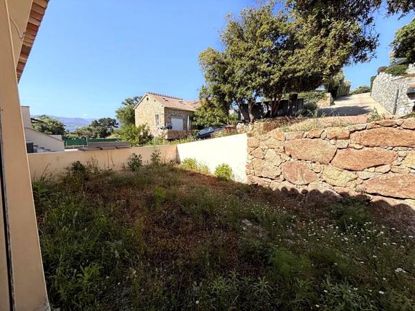 Vente                                                      Appartement
                        
                     3 pièces                      69 m2                     à Grosseto-Prugna
