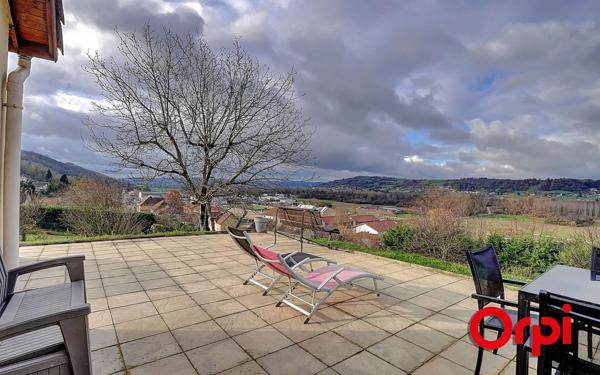 Maison à vendre    6 pièces •  Bourgoin-Jallieu
