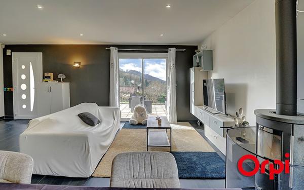 Maison à vendre    6 pièces •  Bourgoin-Jallieu