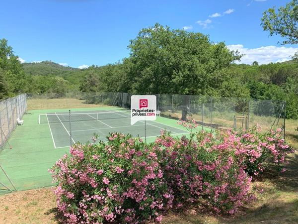 Domaine à Sauve - Mas avec piscine et tennis sur 2,5 ha