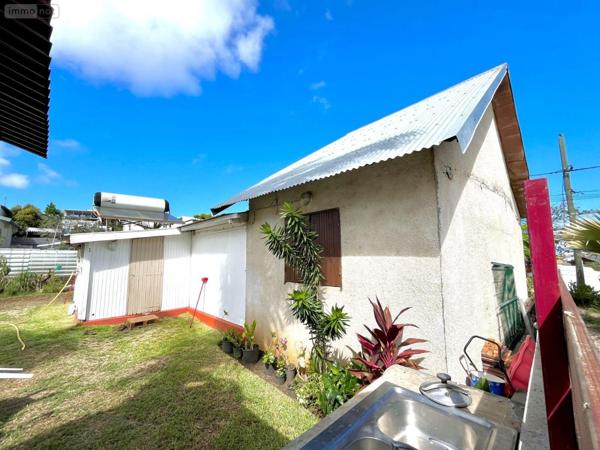 Maison à restaurer à vendre à Saint-Gilles-les-Bains à la Réunion (97434), ref : 97424/187   
CAROSSE