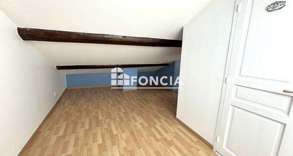 Location Appartement 3 pièces 84.24 m² - Villefranche-sur-saône 69400