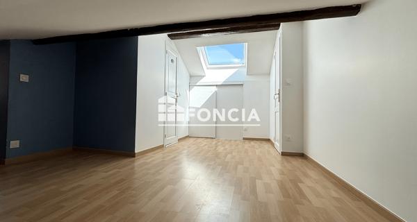 Location Appartement 3 pièces 84.24 m² - Villefranche-sur-saône 69400