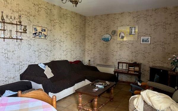 Maison à vendre    3 pièces •  Pont-l'Abbé-d'Arnoult