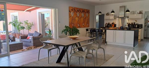 Maison à vendre 5 pièces 221 m² Cavaillon
