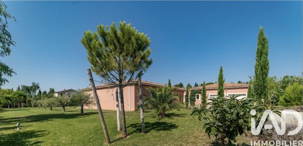 Maison à vendre 5 pièces 221 m² Cavaillon