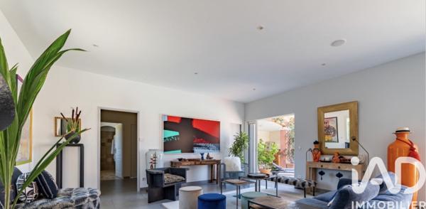 Maison à vendre 5 pièces 221 m² Cavaillon