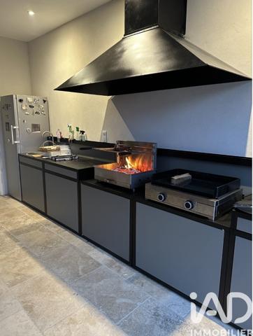 Maison à vendre 5 pièces 221 m² Cavaillon