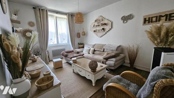 A vendre à VALENCE-EN-POITOU, Belle maison à VALENCE-EN-POITOU, VAUX (86700), à 5 minutes de Couhé