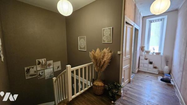 A vendre à VALENCE-EN-POITOU, Belle maison à VALENCE-EN-POITOU, VAUX (86700), à 5 minutes de Couhé