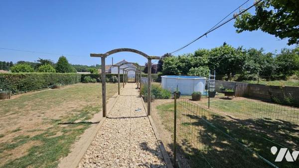 A vendre à VALENCE-EN-POITOU, Belle maison à VALENCE-EN-POITOU, VAUX (86700), à 5 minutes de Couhé