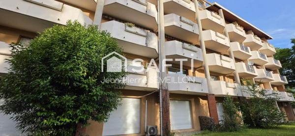 Studio lumineux, climatisation, terrasse, parking