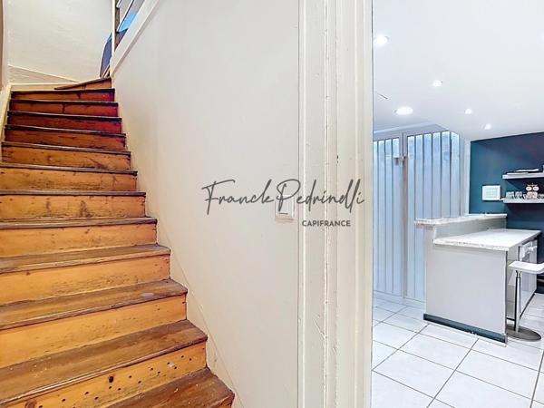 125 m² Locaux commerciaux LYON 6EME / A DIVISER idéal Investissement Location Courte Durée