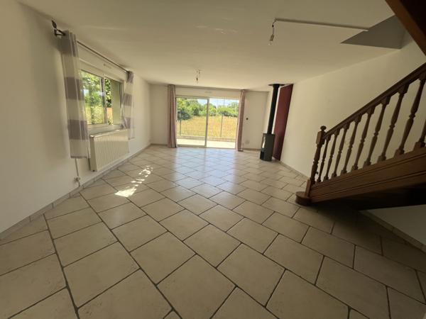 Maison
         5 pièces
        - 128 m² Exclusivité 192 000 € *