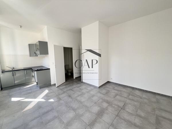 Marseille (13003) INVESTISSEMENT immeuble rénové avec rentabilité de 6,75 % – Quartier Belle de Mai (13003)