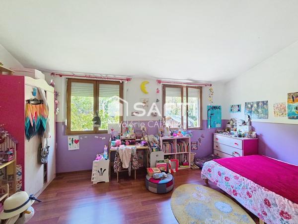 Tullins - Appartement T4 - 104,42m² habitables avec jardin.