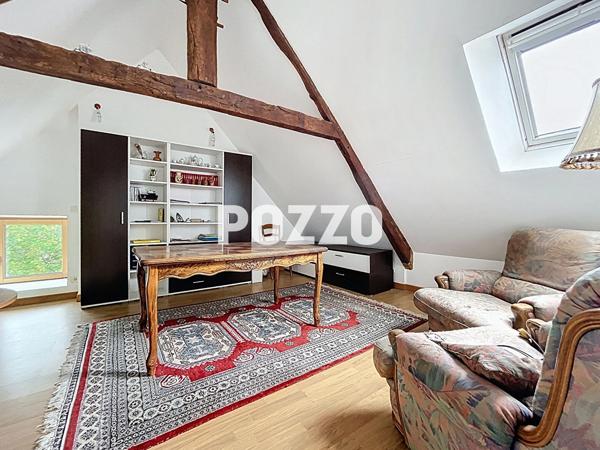 A VENDRE MAISON DE 9 PIECES (240 m2) AVEC TERRAIN A CHANU (61) CHANU
