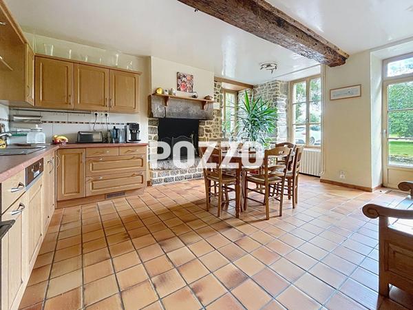 A VENDRE MAISON DE 9 PIECES (240 m2) AVEC TERRAIN A CHANU (61) CHANU