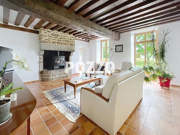 A VENDRE MAISON DE 9 PIECES (240 m2) AVEC TERRAIN A CHANU (61) CHANU