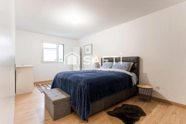 MAISON 6 PIECES DE PLAIN-PIED DE 202m²