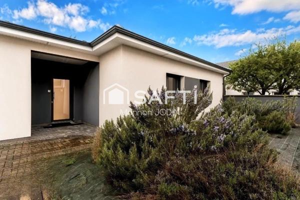 MAISON 6 PIECES DE PLAIN-PIED DE 202m²