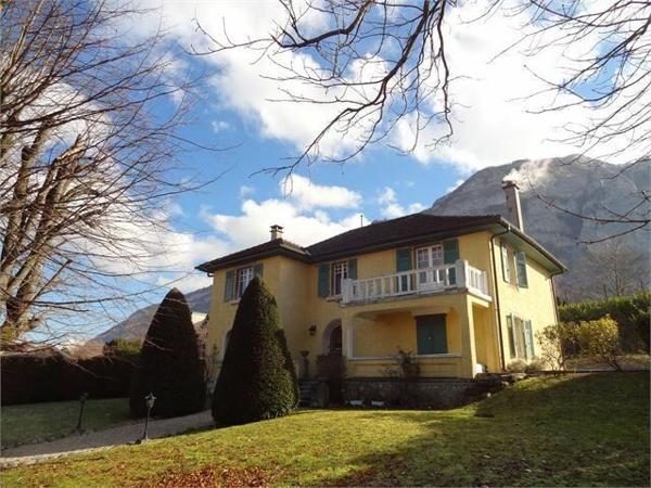 Maison à vendre    6 pièces • 173 m2 Collonges-sous-Salève