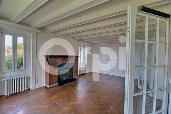 Maison à vendre    6 pièces • 173 m2 Collonges-sous-Salève