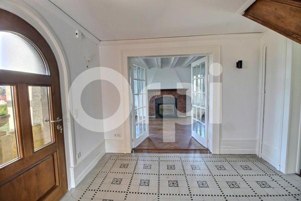 Maison à vendre    6 pièces • 173 m2 Collonges-sous-Salève