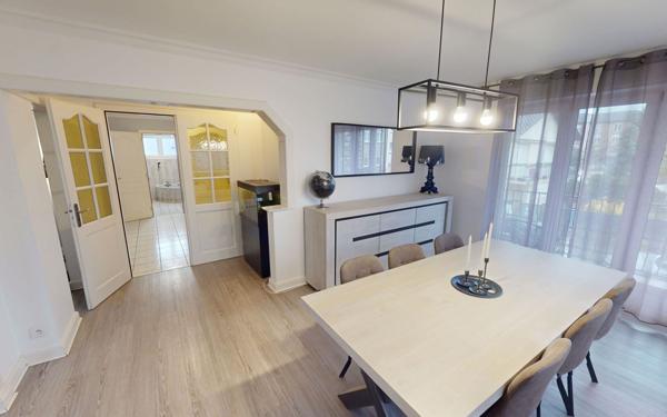 Maison à vendre    7 pièces •  Amnéville