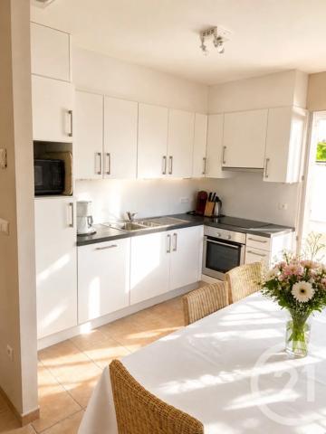 Maison à vendre  3 pièces - 58 m 2   CASTELLANE  - 04