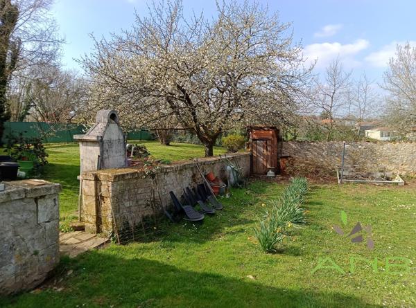 Grande maison de campagne avec vue imprenable – Proche de La Rochefoucauld