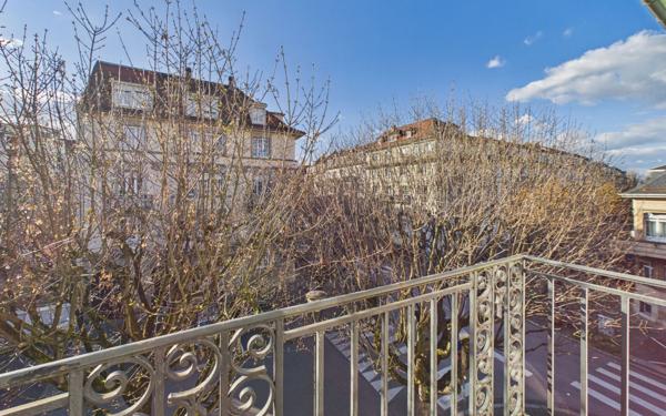 Appartement à louer    6 pièces •  Strasbourg