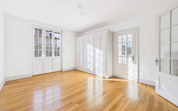 Appartement à louer    6 pièces •  Strasbourg