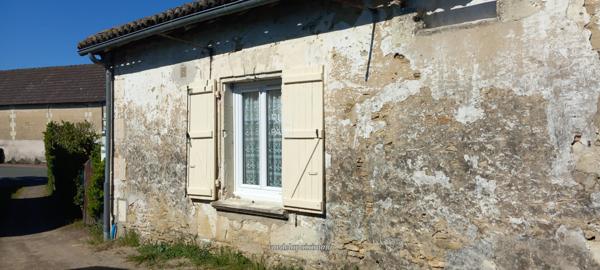 86140 LENCLOITRE Maison Lencloître 2 chambres , 70 m2