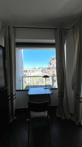 Appartement Paris 2 pièce(s) 61 m2