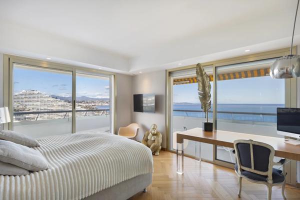 Appartement 7 pièces à vendre Villeneuve Loubet - 06270 / Réf: 84256673