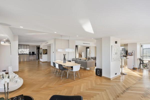 Appartement 7 pièces à vendre Villeneuve Loubet - 06270 / Réf: 84256673