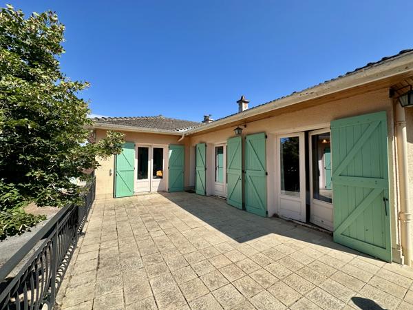 TARARE CENTRE - MAISON 118M² TERRAIN 400M²
