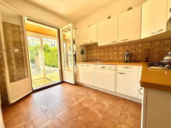 Location Villa 3 pièces 80 m2 à Villeneuve-Loubet