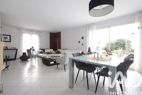 Maison à vendre 5 pièces 146 m² Loire-Authion