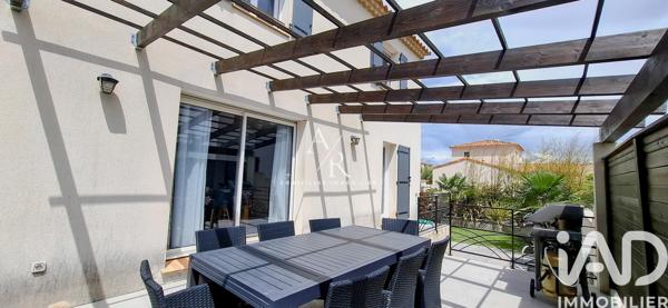 Maison à vendre 5 pièces 112,43 m² Arles