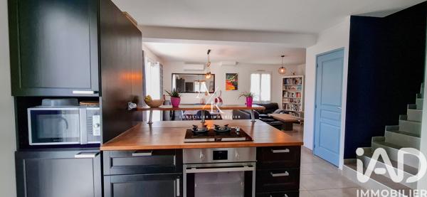 Maison à vendre 5 pièces 112,43 m² Arles