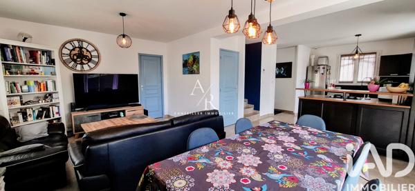 Maison à vendre 5 pièces 112,43 m² Arles