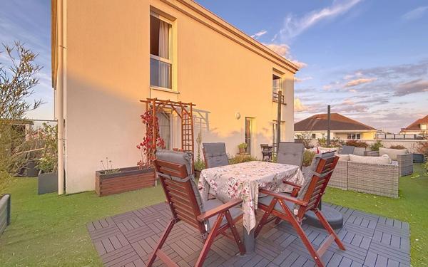 Appartement à vendre    5 pièces • 93,07 m2 Montigny-le-Bretonneux